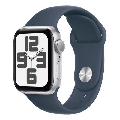 Apple Watch SE (2024), 44 мм корпус из алюминия цвета «Silver», спортивный ремешок «Storm Blue»